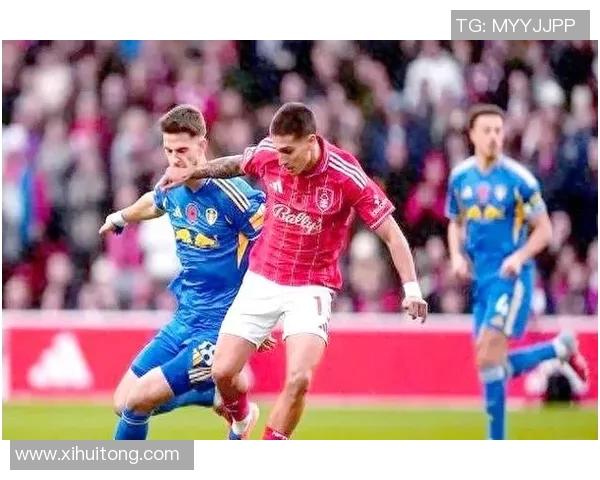 利兹联与瓦伦西亚激战正酣谁将赢得这场精彩对决